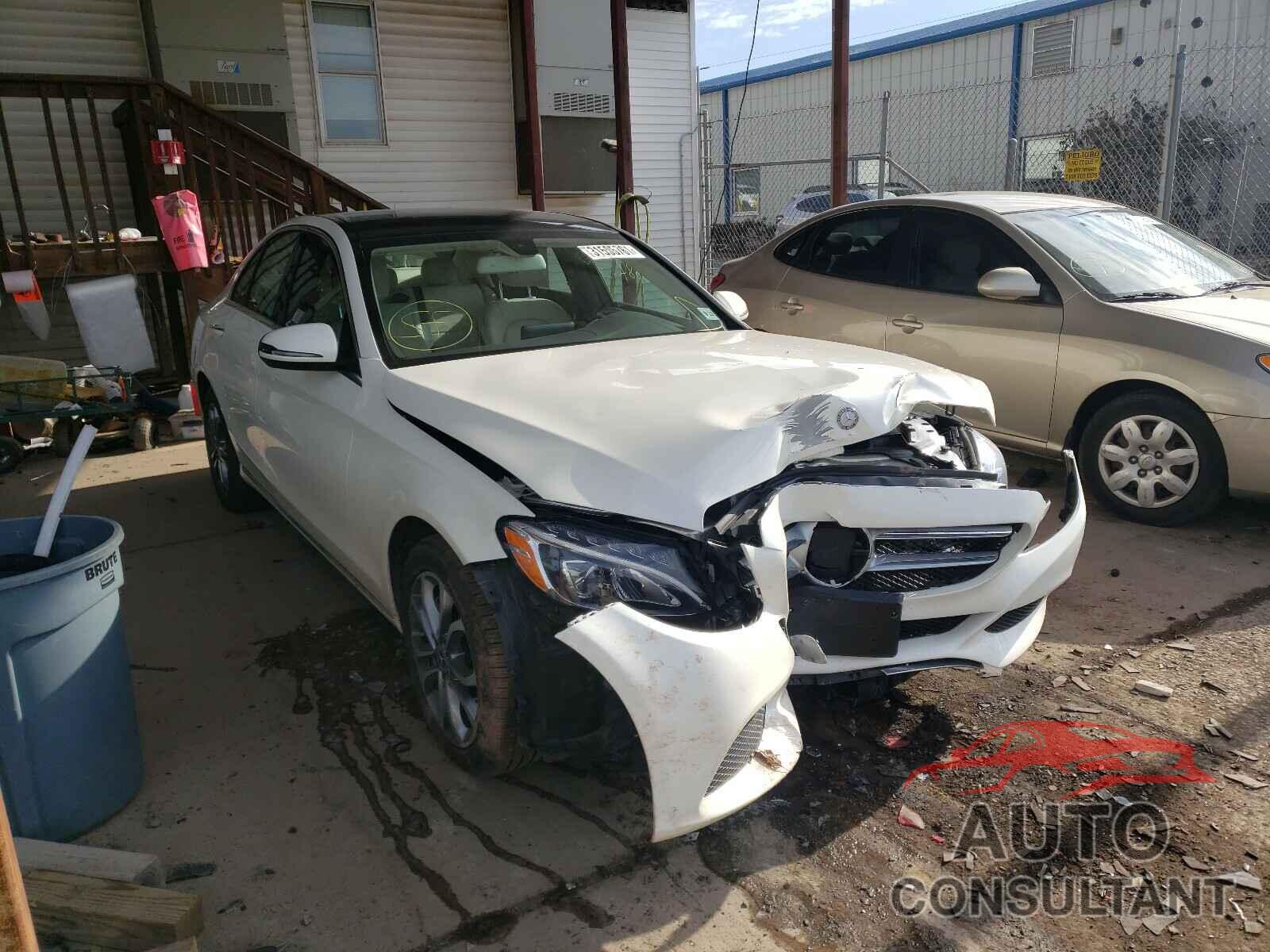 MERCEDES-BENZ C CLASS 2017 - 55SWF4KB4HU213401