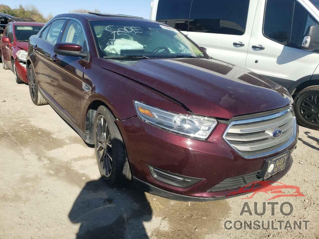 FORD TAURUS 2018 - 1FAHP2E83JG116154