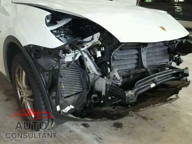 PORSCHE CAYENNE 2015 - WP1AF2A20FLA40843