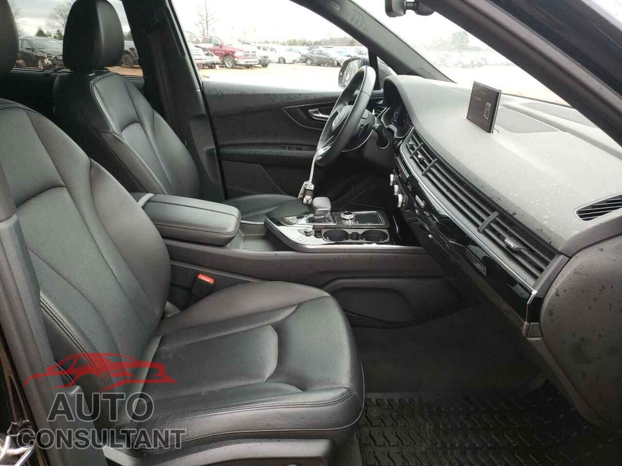AUDI Q7 2018 - WA1LAAF76JD016521