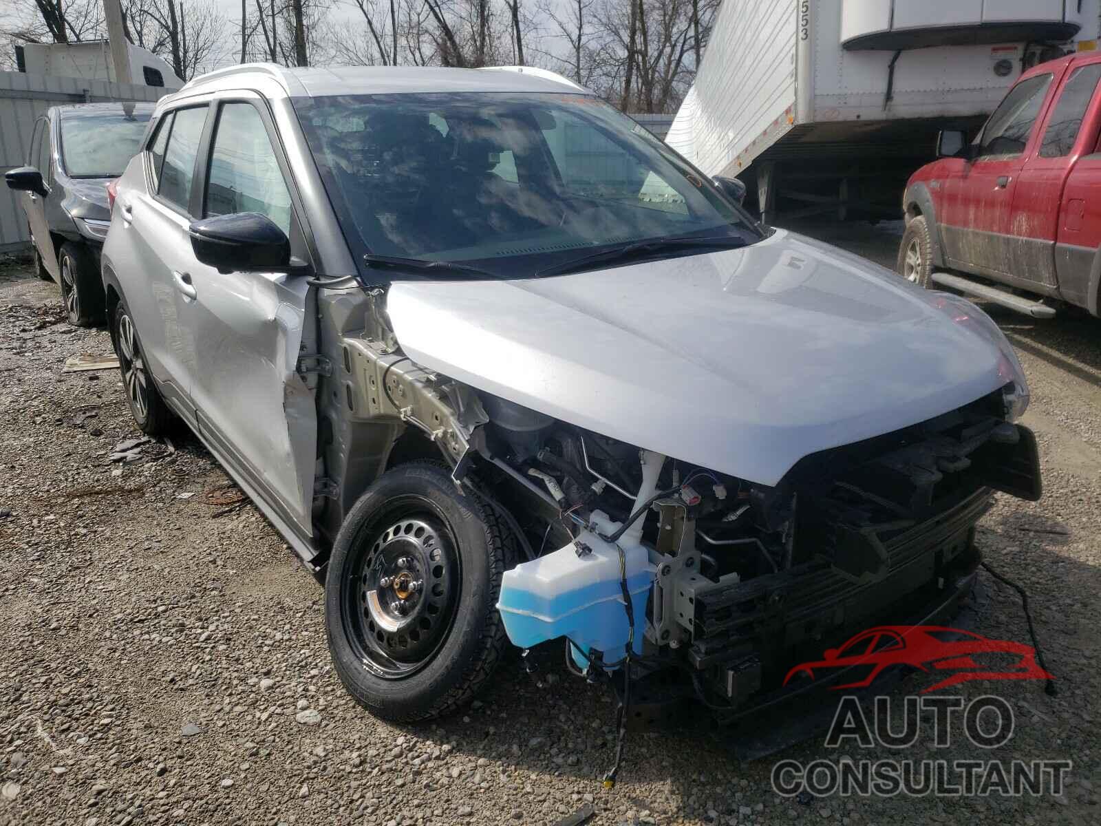 NISSAN KICKS 2019 - 3N1CP5CU4KL531070
