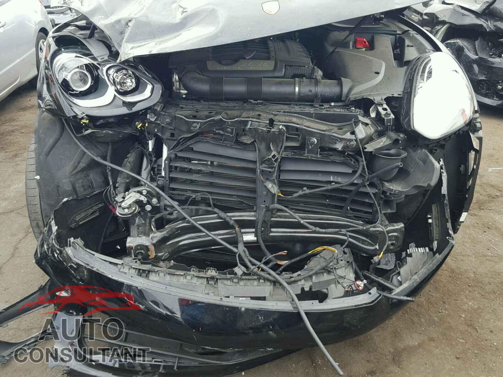 PORSCHE CAYENNE 2017 - WP1AA2A29HKA80720