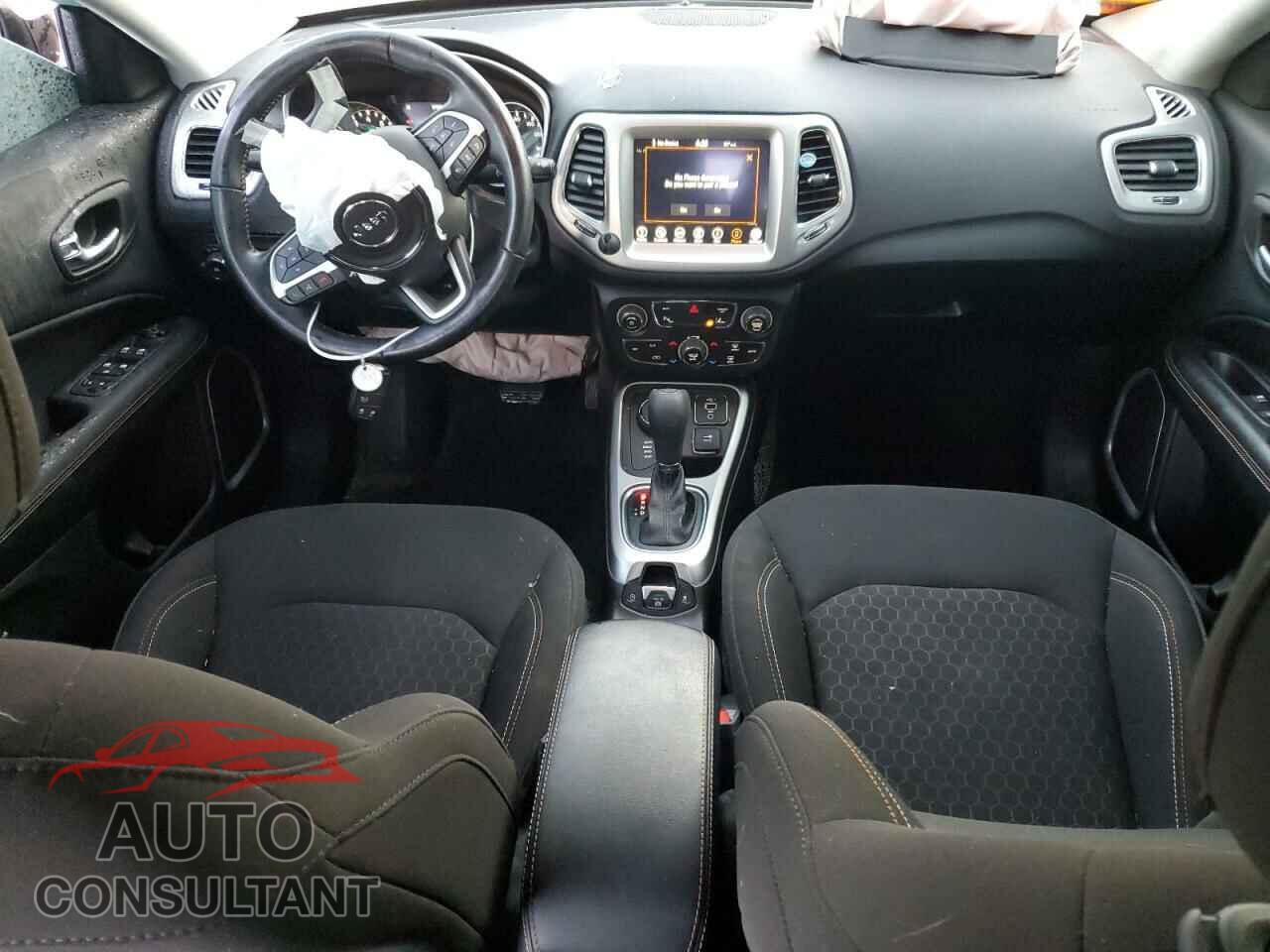 JEEP COMPASS 2020 - 3C4NJDAB7LT204392