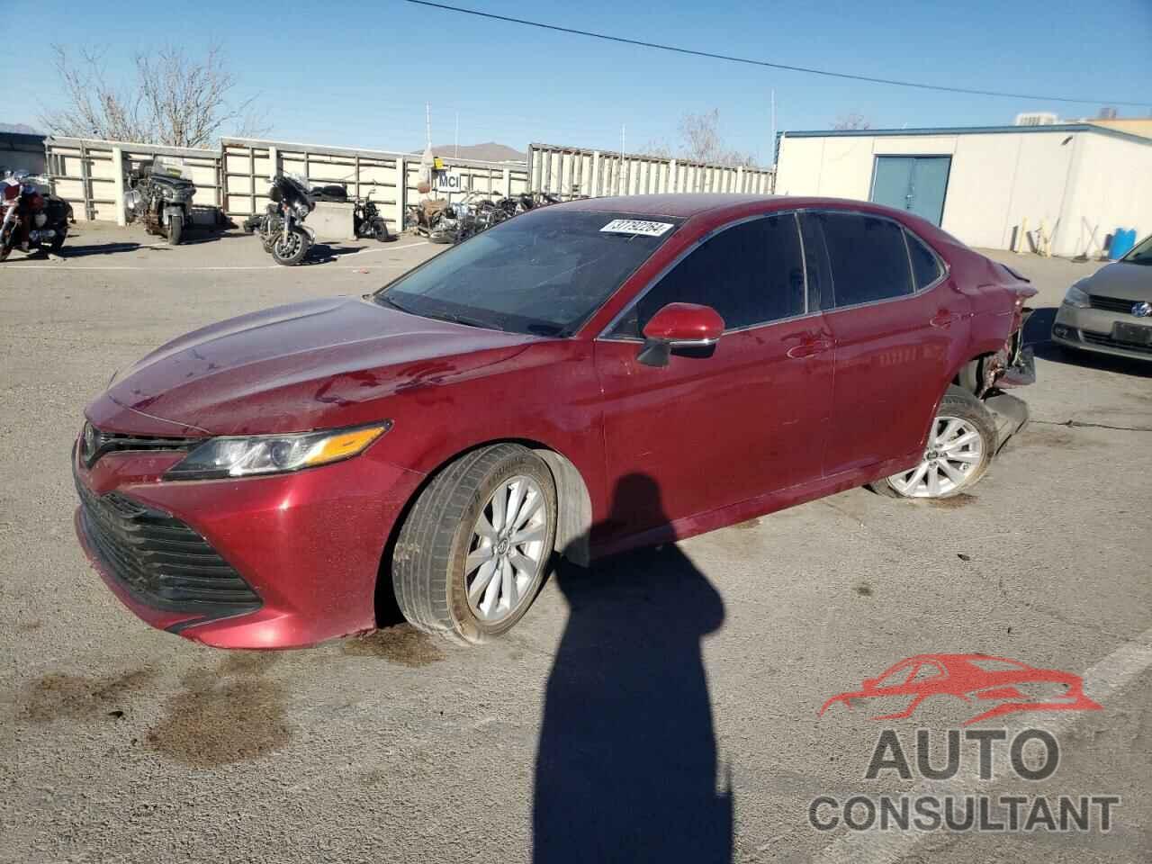 TOYOTA CAMRY 2018 - 4T1B11HK9JU662490