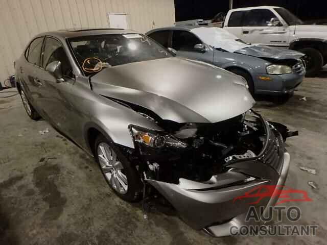 LEXUS IS250 2015 - JTHBF1D20F5079074