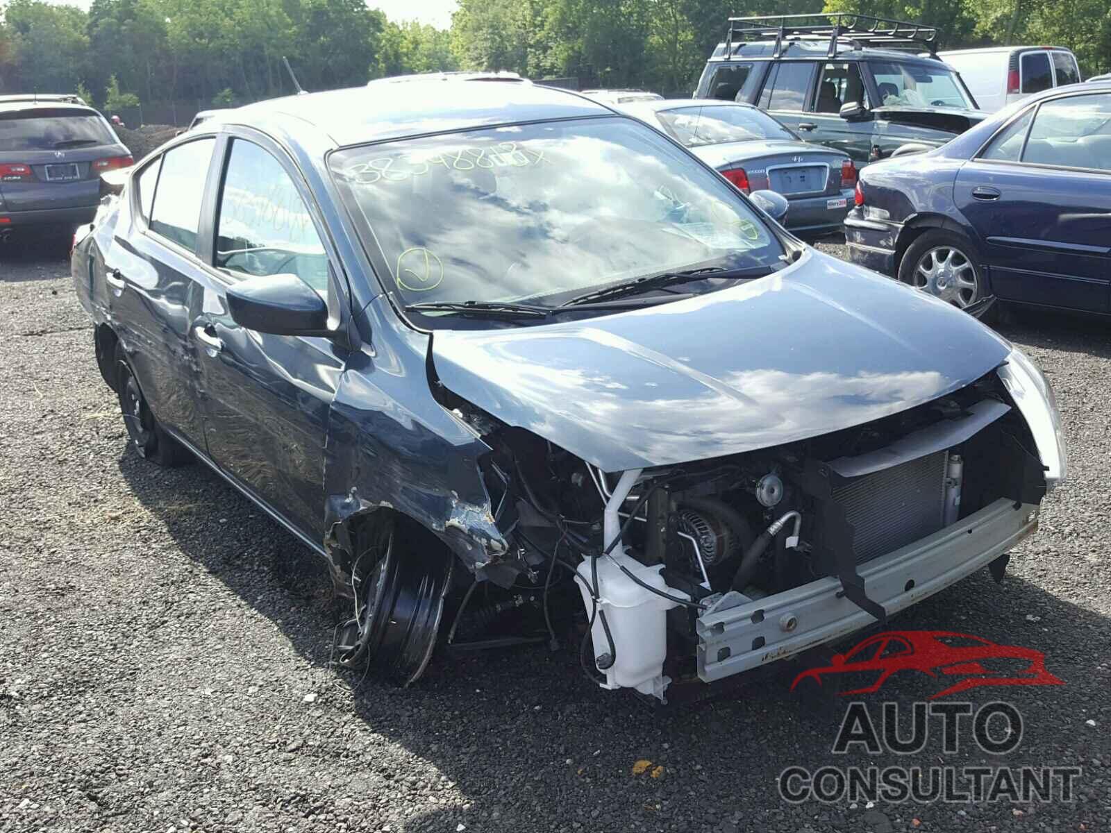 NISSAN VERSA 2017 - 3N1CN7AP7HL860319