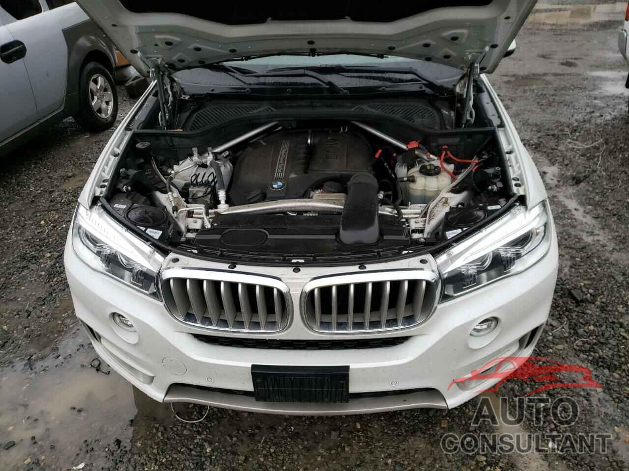 BMW X5 2018 - 5UXKR0C52J0Y00577