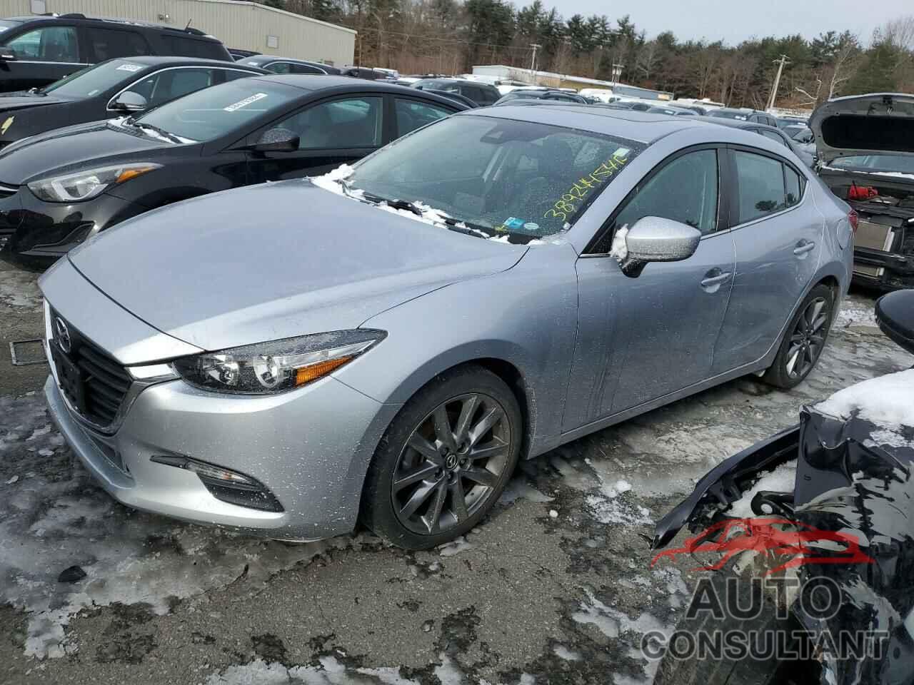 MAZDA 3 2018 - 3MZBN1V37JM164604