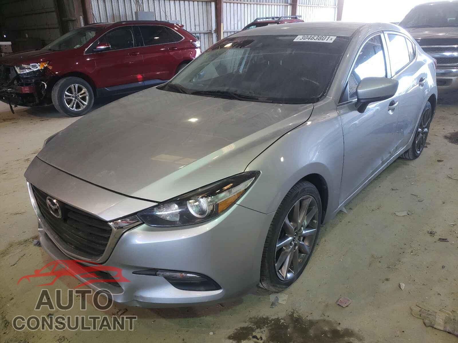 MAZDA 3 2018 - 3MZBN1V30JM200049