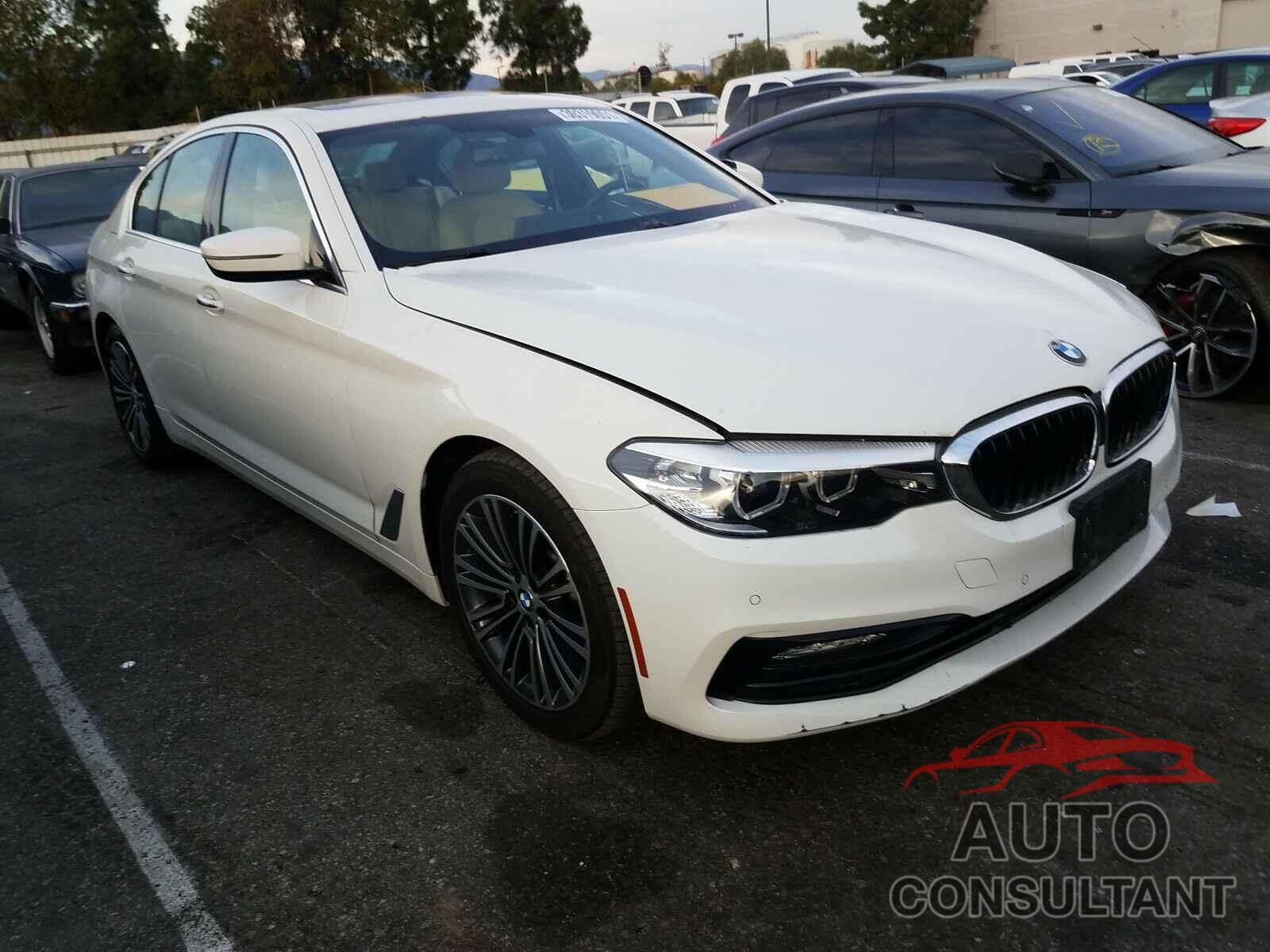 BMW 5 SERIES 2018 - WBAJA5C5XJG900092