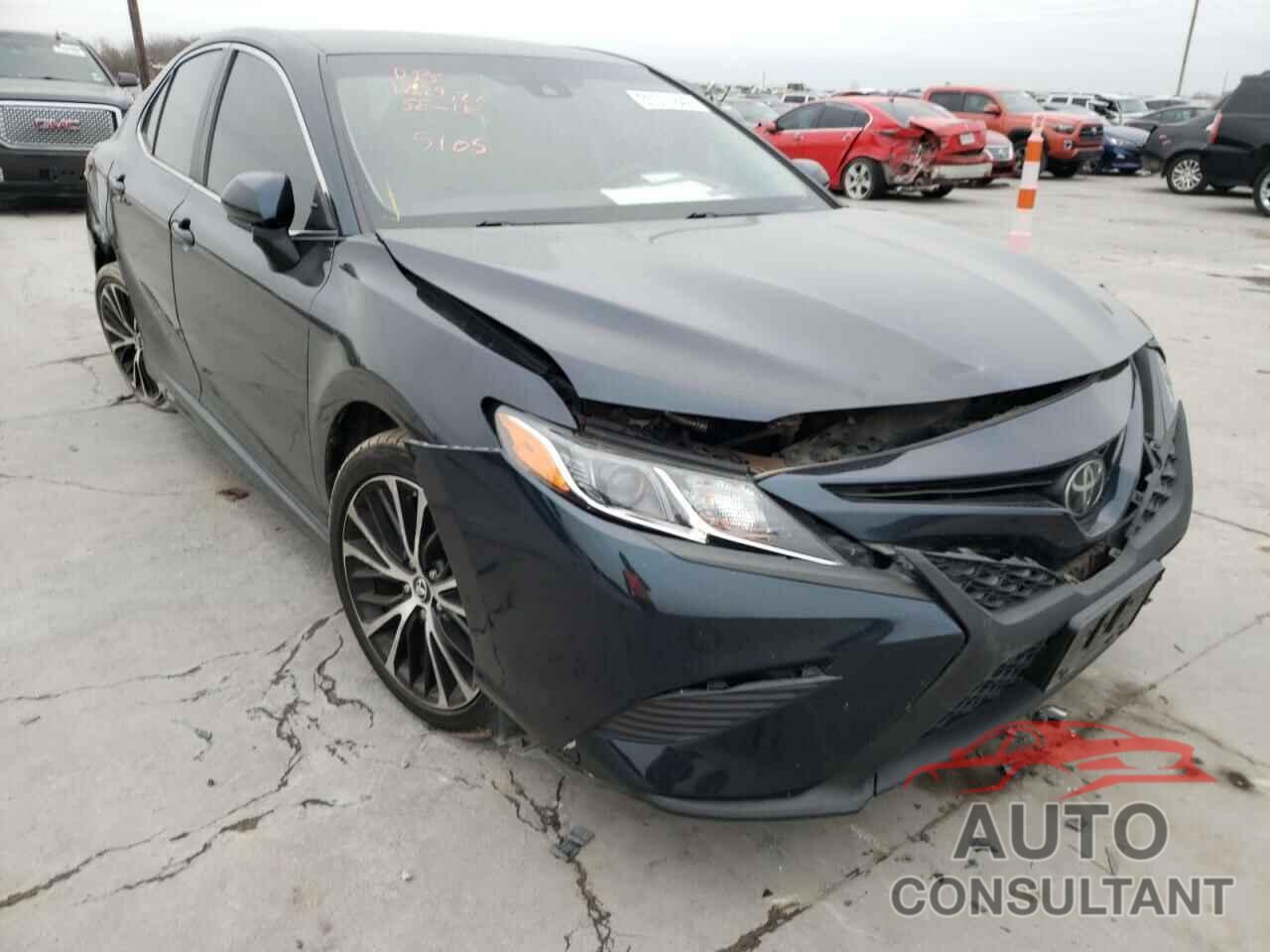 TOYOTA CAMRY 2018 - 4T1B11HKXJU565105