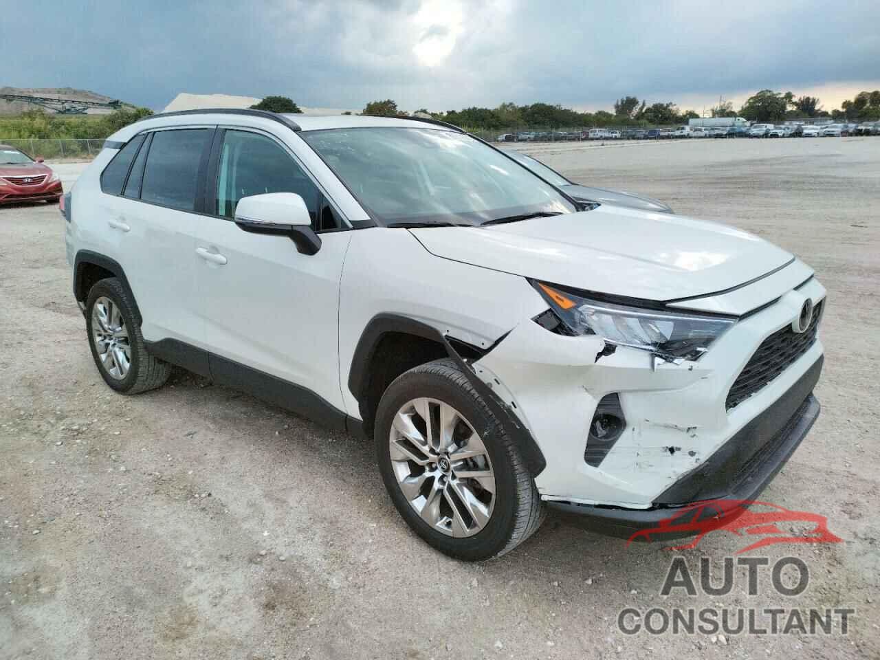 TOYOTA RAV4 2021 - 2T3C1RFV5MW121092