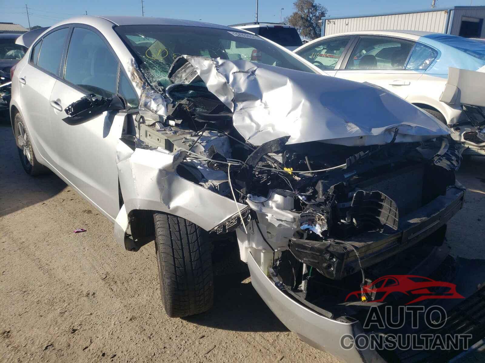 KIA FORTE 2018 - JM1DKBD71G0111519