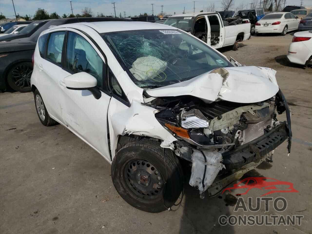 NISSAN VERSA 2017 - 3N1CE2CP8HL375915