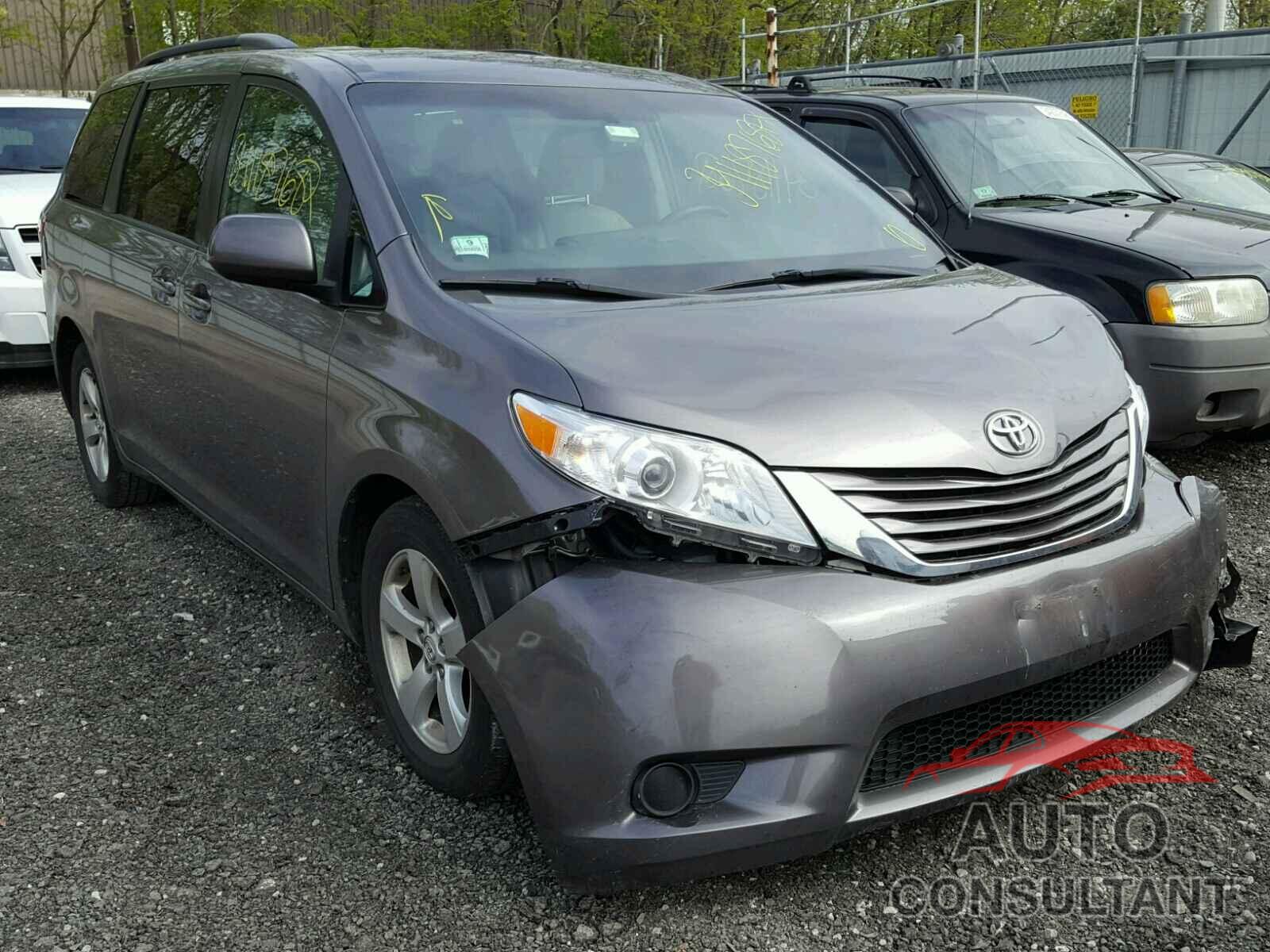 TOYOTA SIENNA 2015 - 5TDKK3DC0FS624637