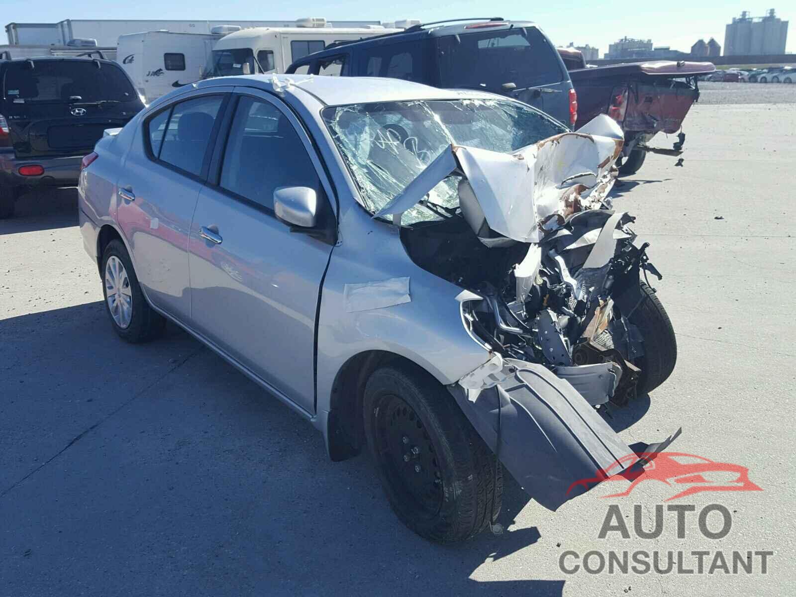 NISSAN VERSA 2015 - 3N1CN7APXFL941974