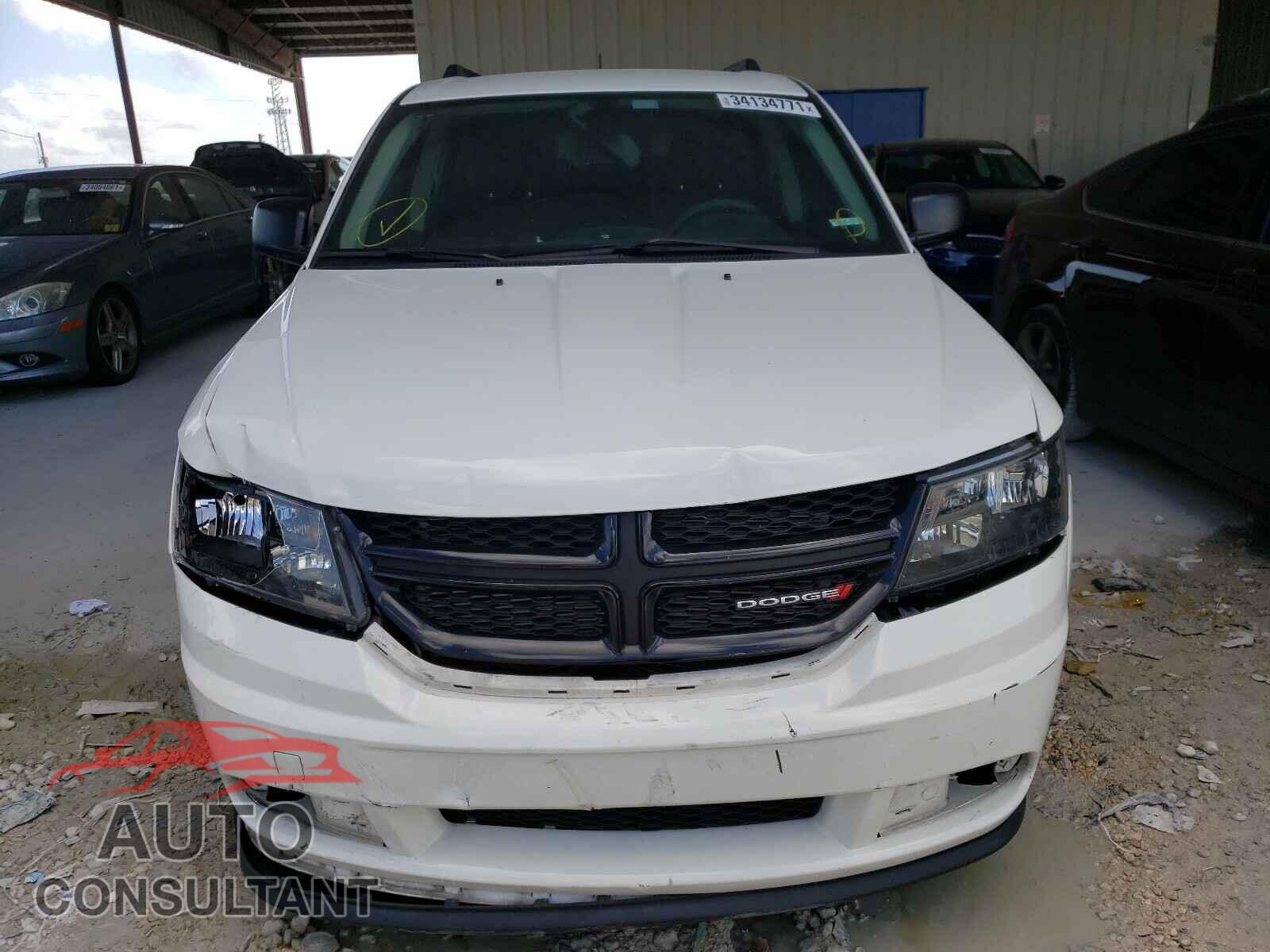 DODGE JOURNEY 2018 - 3C4PDCAB1JT528610