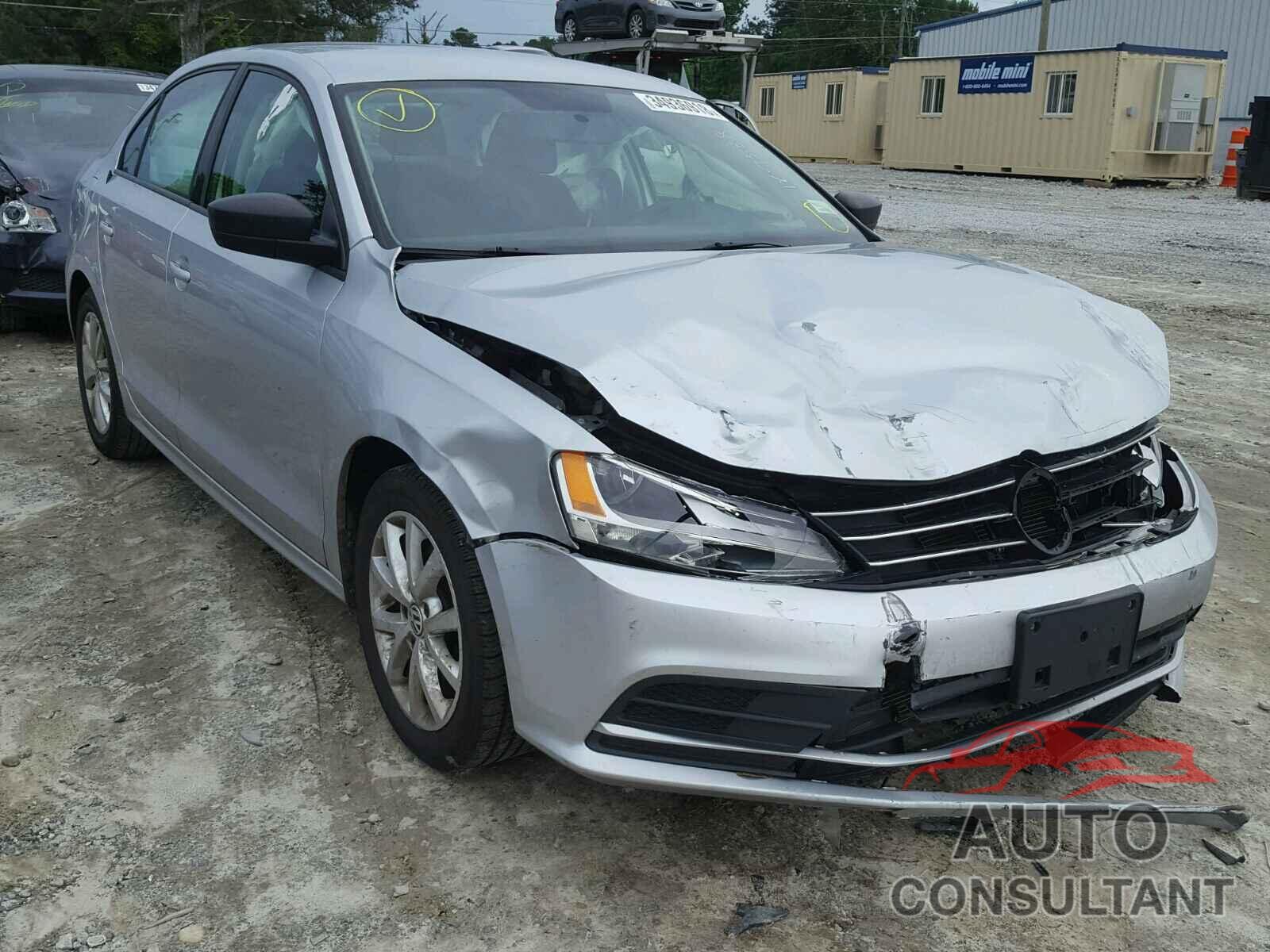 VOLKSWAGEN JETTA 2015 - 3VWD17AJ6FM308985