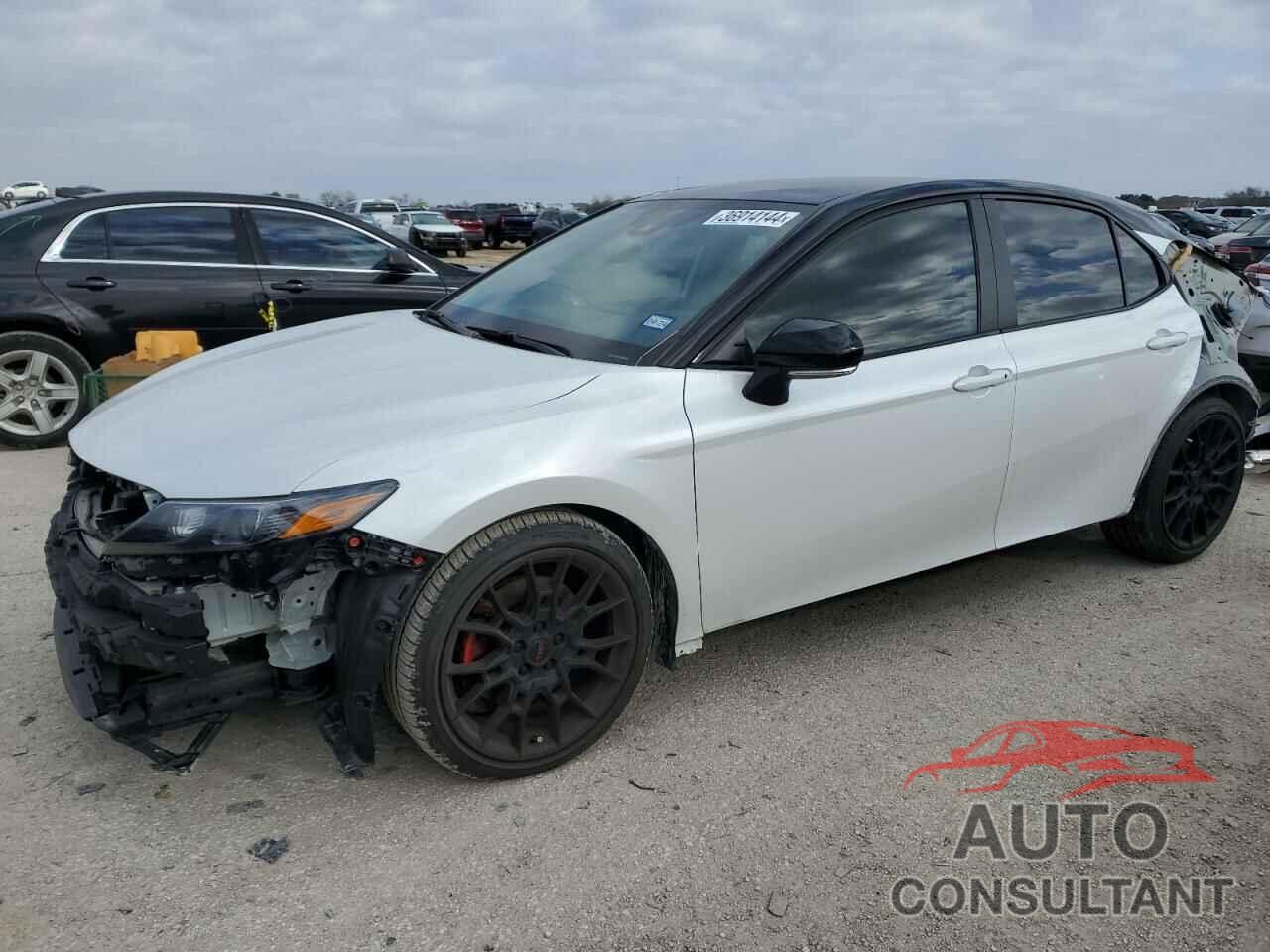 TOYOTA CAMRY 2022 - 4T1KZ1AK1NU068548