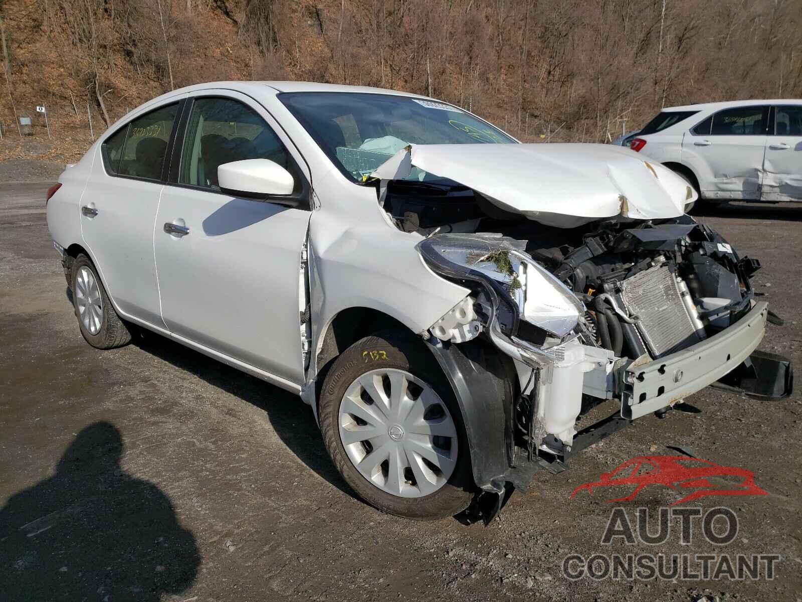 NISSAN VERSA 2019 - 3N1CN7APXKL831002
