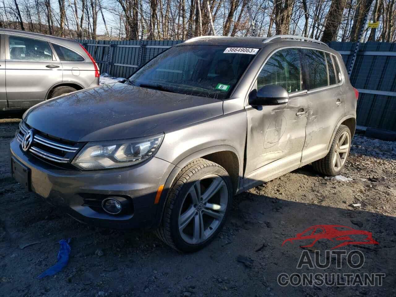 VOLKSWAGEN TIGUAN 2015 - WVGBV7AXXFW599652