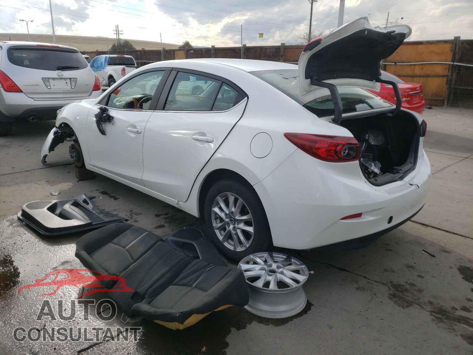 MAZDA 3 2017 - 3MZBN1U78HM151925
