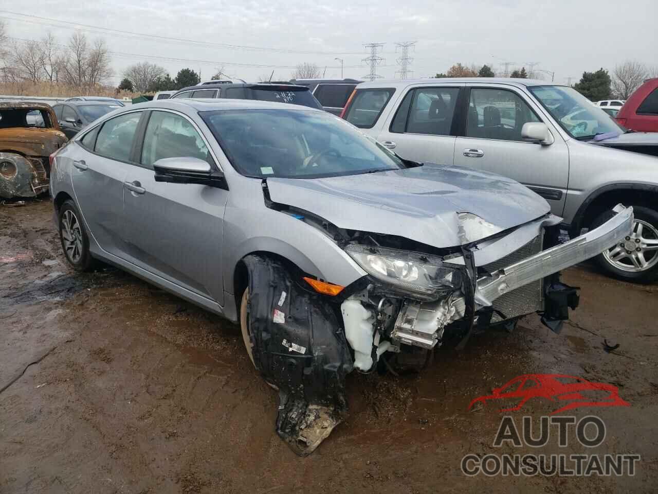 HONDA CIVIC 2018 - 2HGFC2F70JH595156