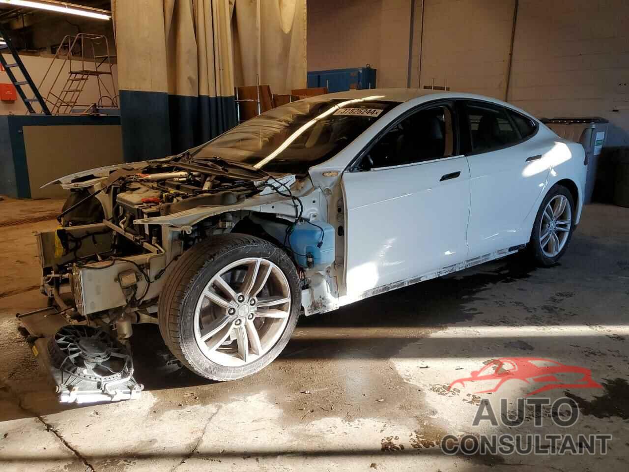 TESLA MODEL S 2015 - 5YJSA1H26FF099953