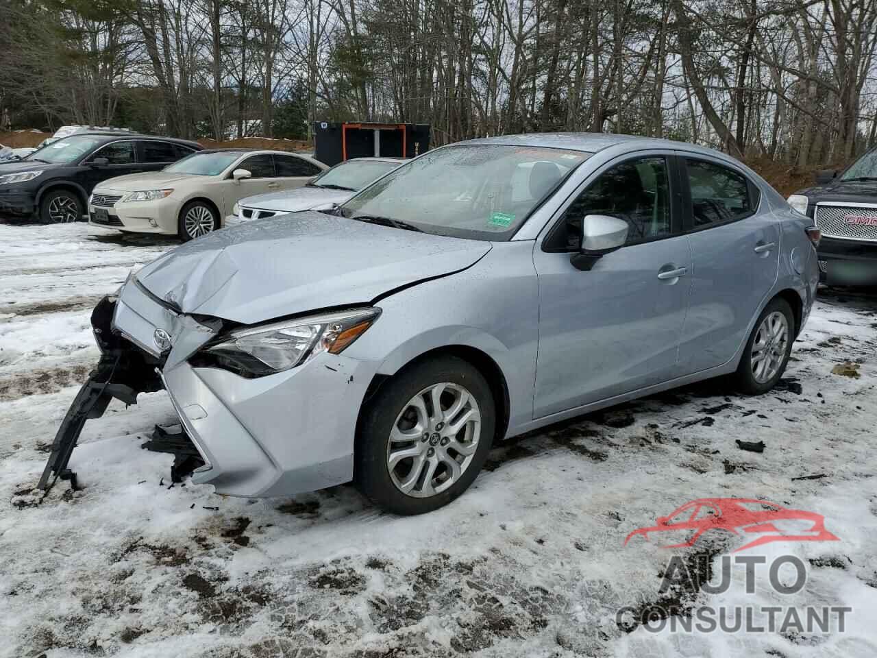 TOYOTA YARIS 2017 - 3MYDLBYV8HY183817