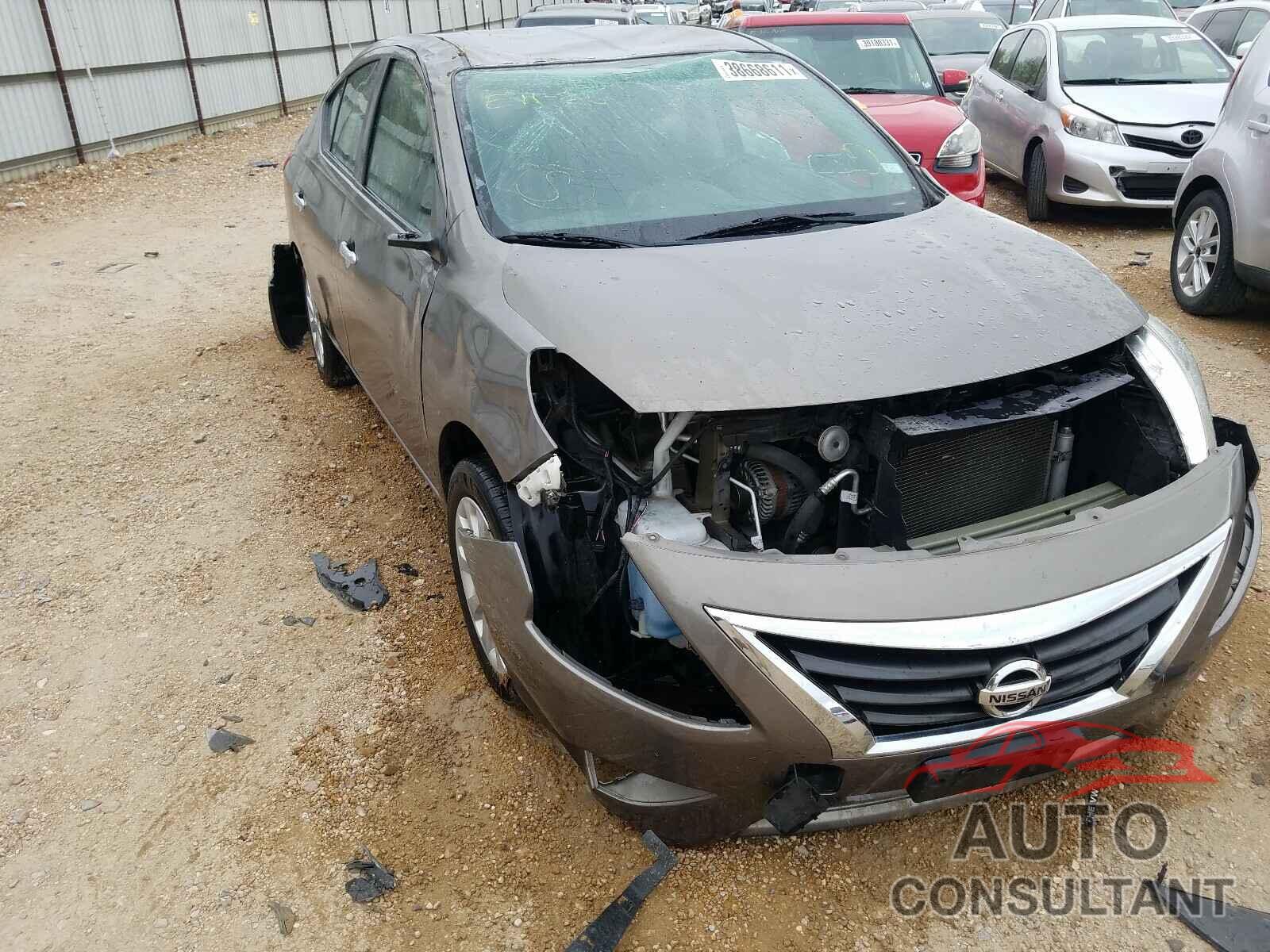 NISSAN VERSA 2016 - 3N1CN7AP7GL876227