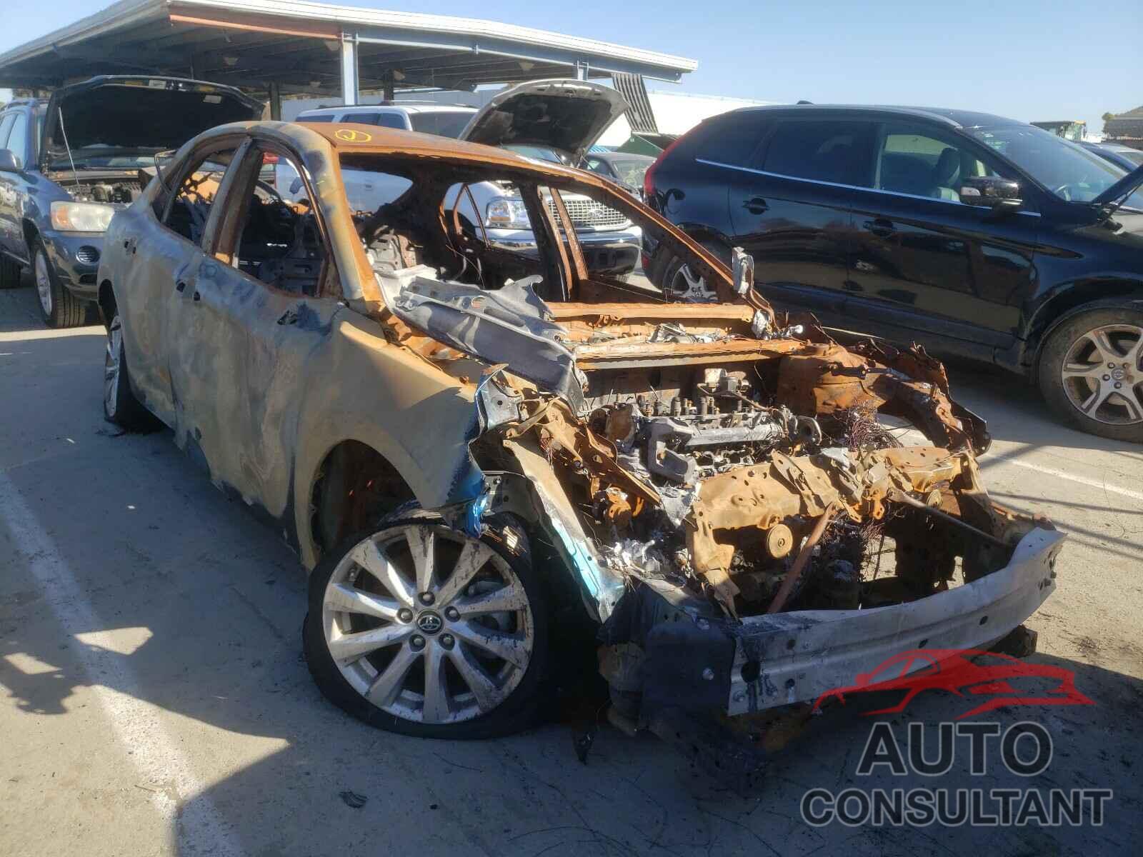 TOYOTA CAMRY 2019 - 4T1B11HK3KU236036
