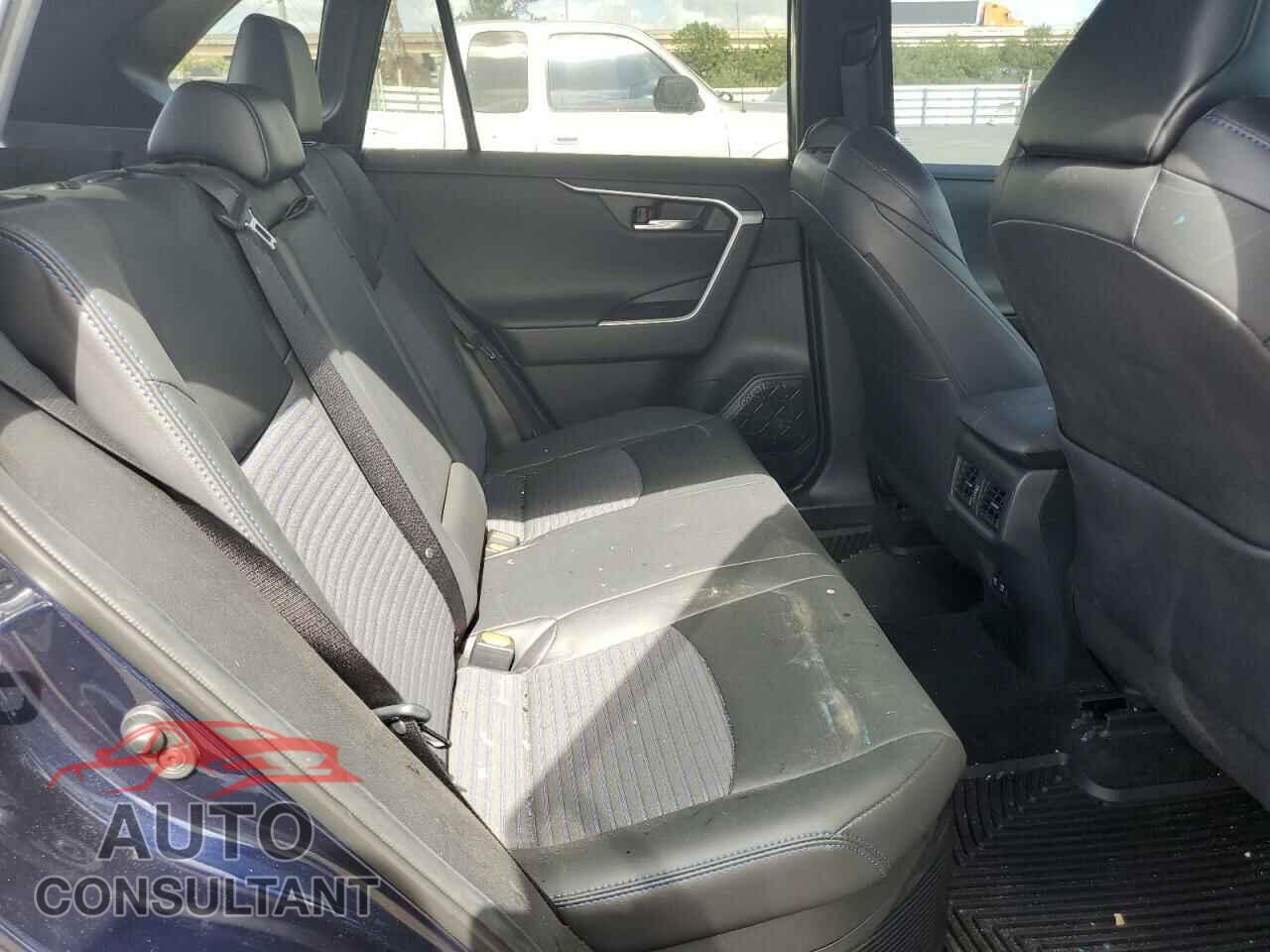 TOYOTA RAV4 2021 - 2T3E6RFVXMW022746