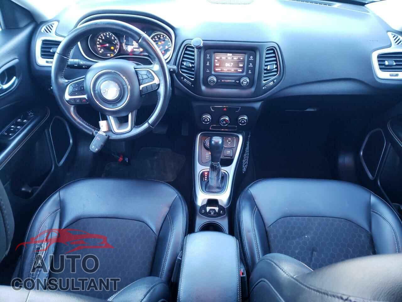 JEEP COMPASS 2017 - 3C4NJDBB3HT680970