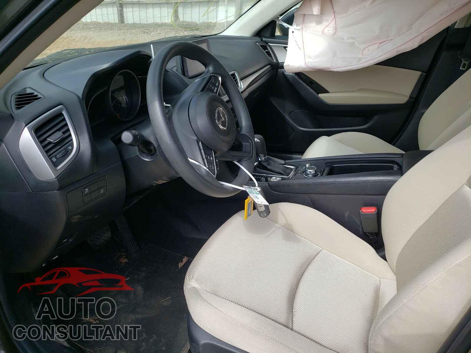 MAZDA 3 2017 - 3MZBN1U72HM146400