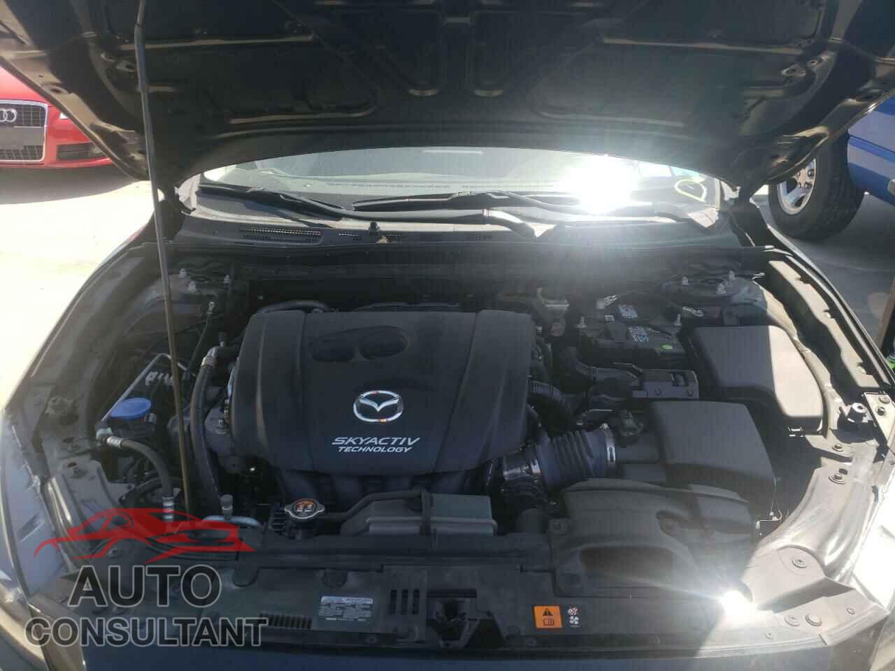 MAZDA 3 2017 - 3MZBN1W32HM139151