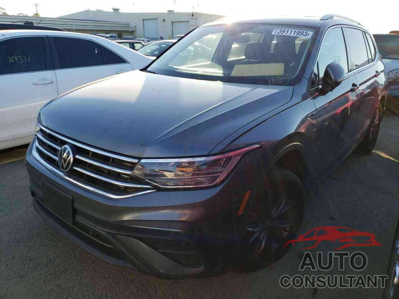 VOLKSWAGEN TIGUAN 2022 - 3VV3B7AX8NM008834