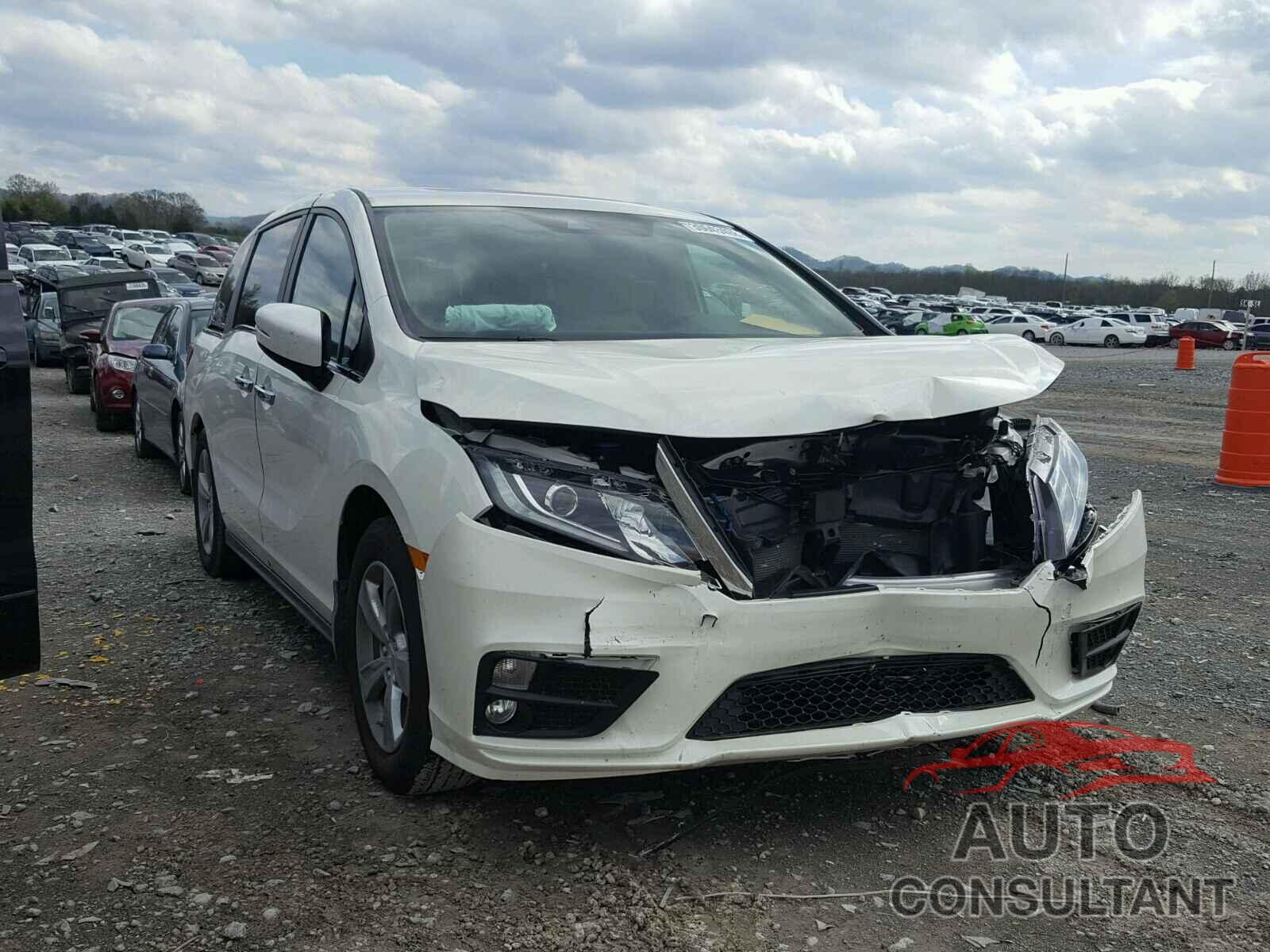 HONDA ODYSSEY 2018 - 5FNRL6H74JB060448