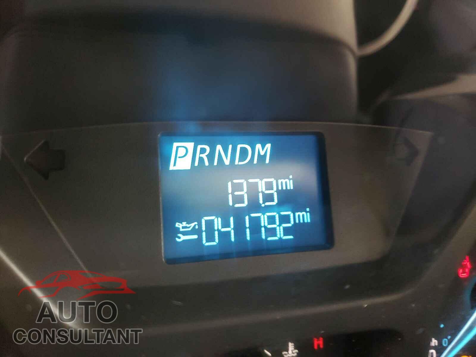 FORD TRANSIT CO 2017 - 1FTYE1YM2HKB53755
