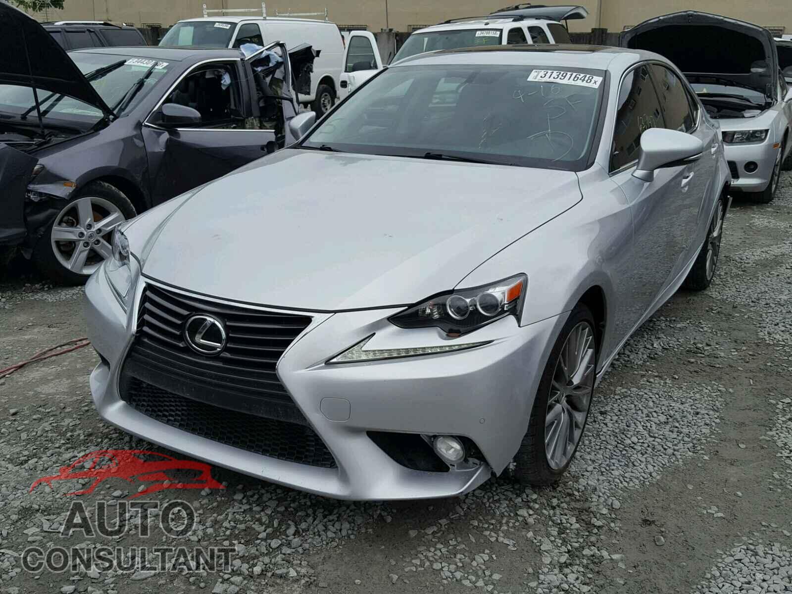 LEXUS IS250 2015 - JTHBF1D27F5055239