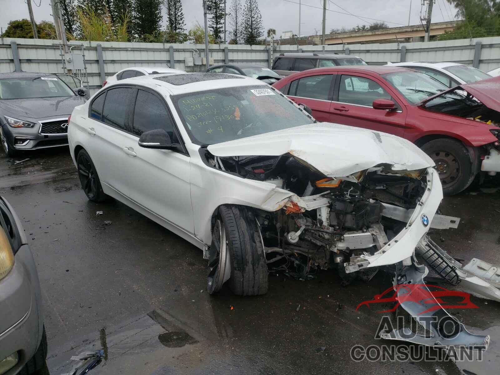 BMW 3 SERIES 2016 - WBA8E9G51GNT44621
