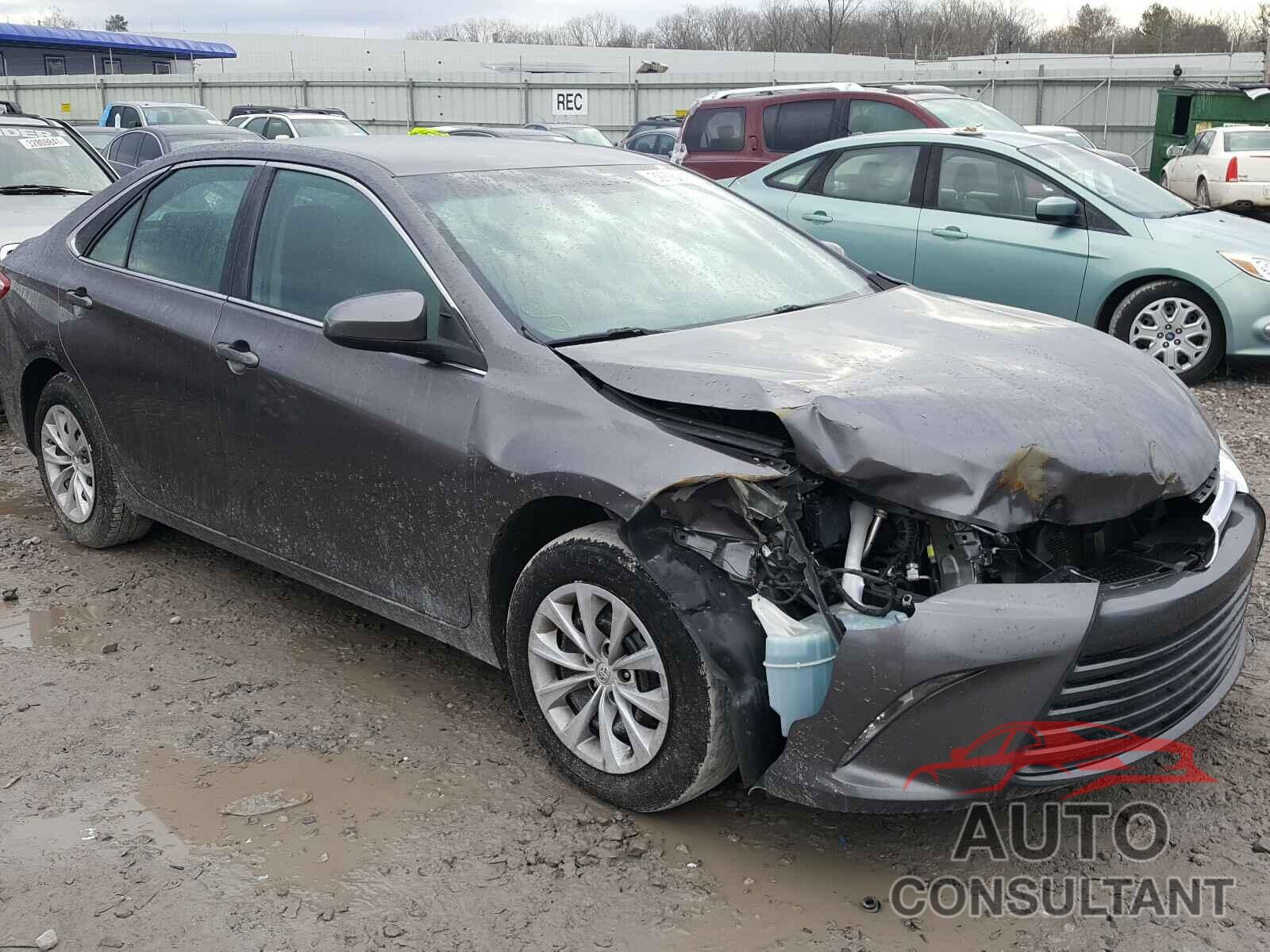 TOYOTA CAMRY 2016 - 4T4BF1FK2GR561231