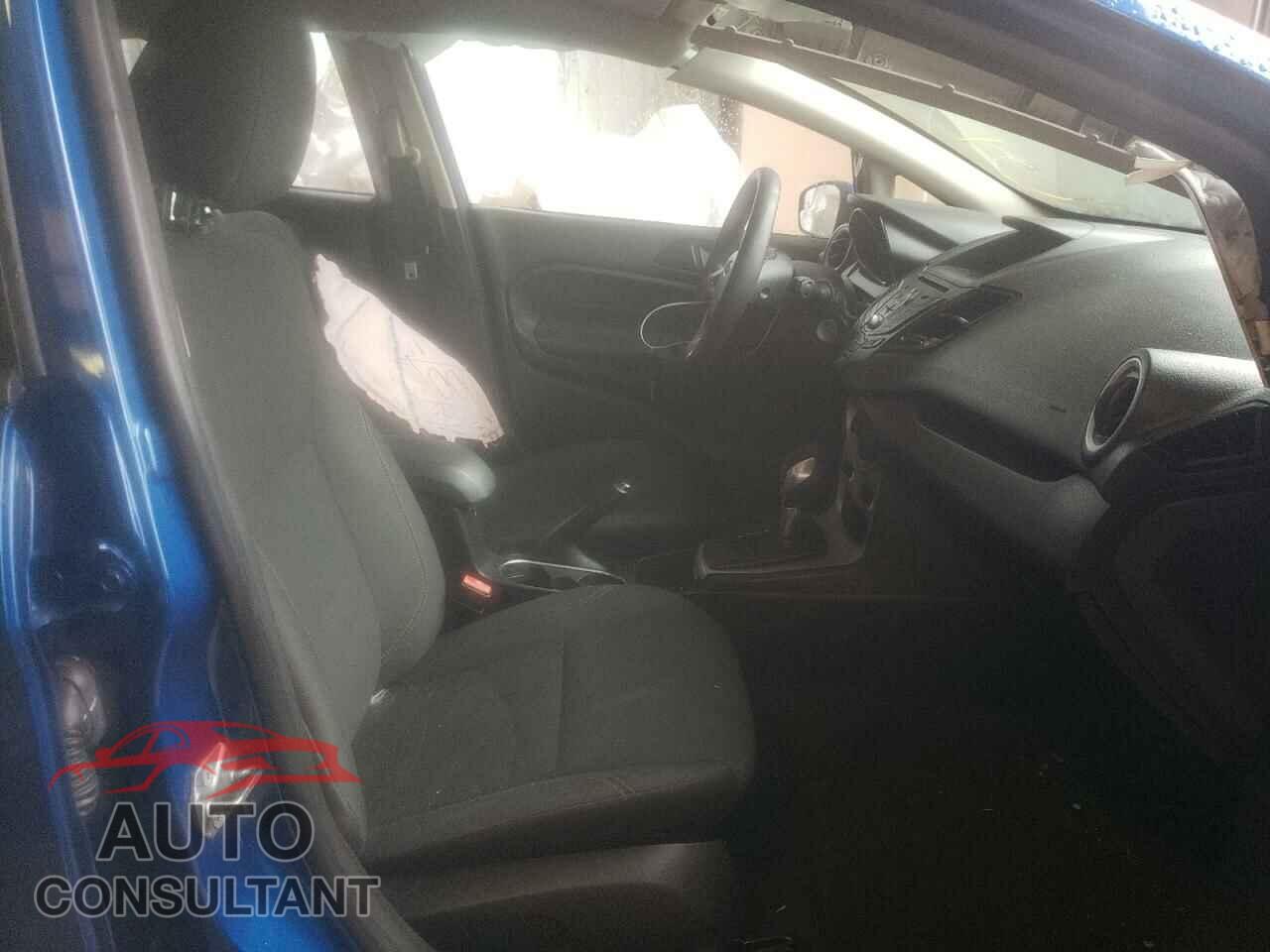 FORD FIESTA 2019 - 3FADP4EJ2KM102072
