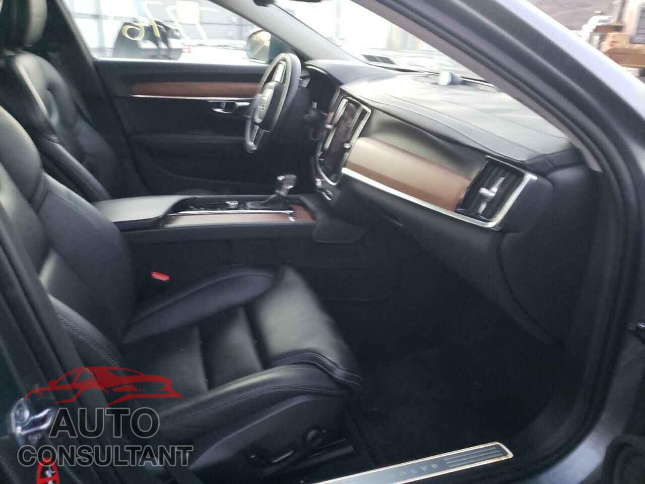 VOLVO S90 2017 - YV1A22ML7H1007414