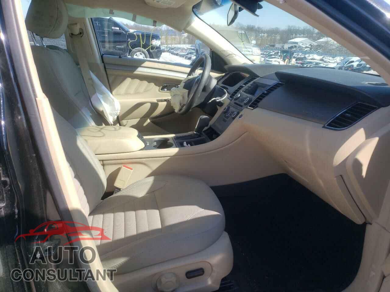 FORD TAURUS 2017 - 1FAHP2D88HG128764