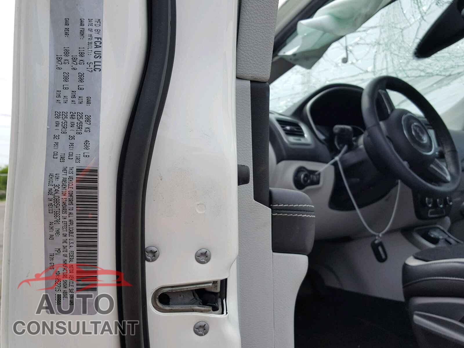 JEEP COMPASS LA 2017 - 3C4NJDBB5HT666701