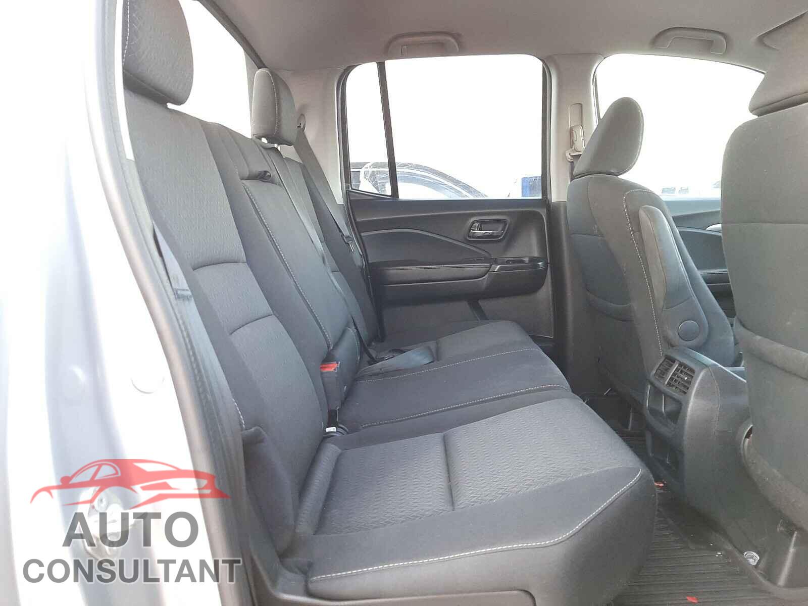 HONDA RIDGELINE 2017 - 5FPYK2F49HB010095