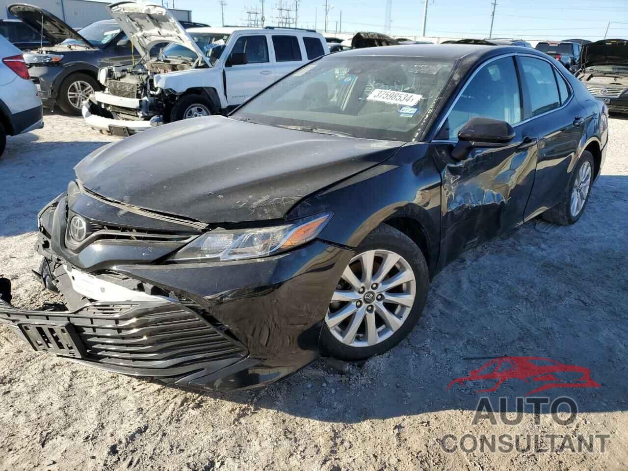 TOYOTA CAMRY 2019 - 4T1B11HK2KU237789