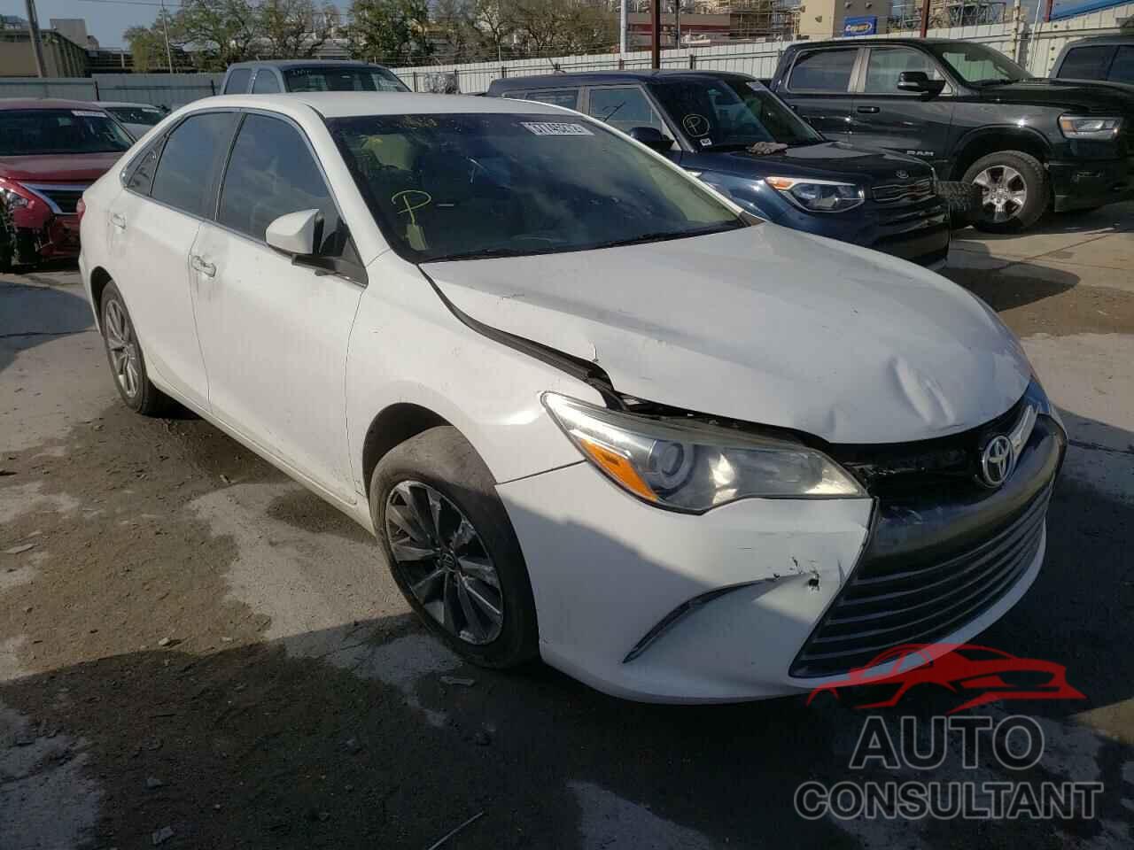 TOYOTA CAMRY 2016 - 4T4BF1FK5GR565970