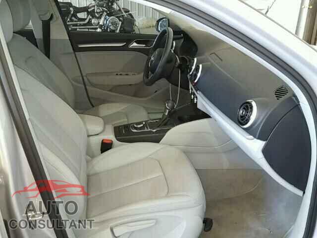 AUDI A3 2016 - WAUA7GFF3G1016571