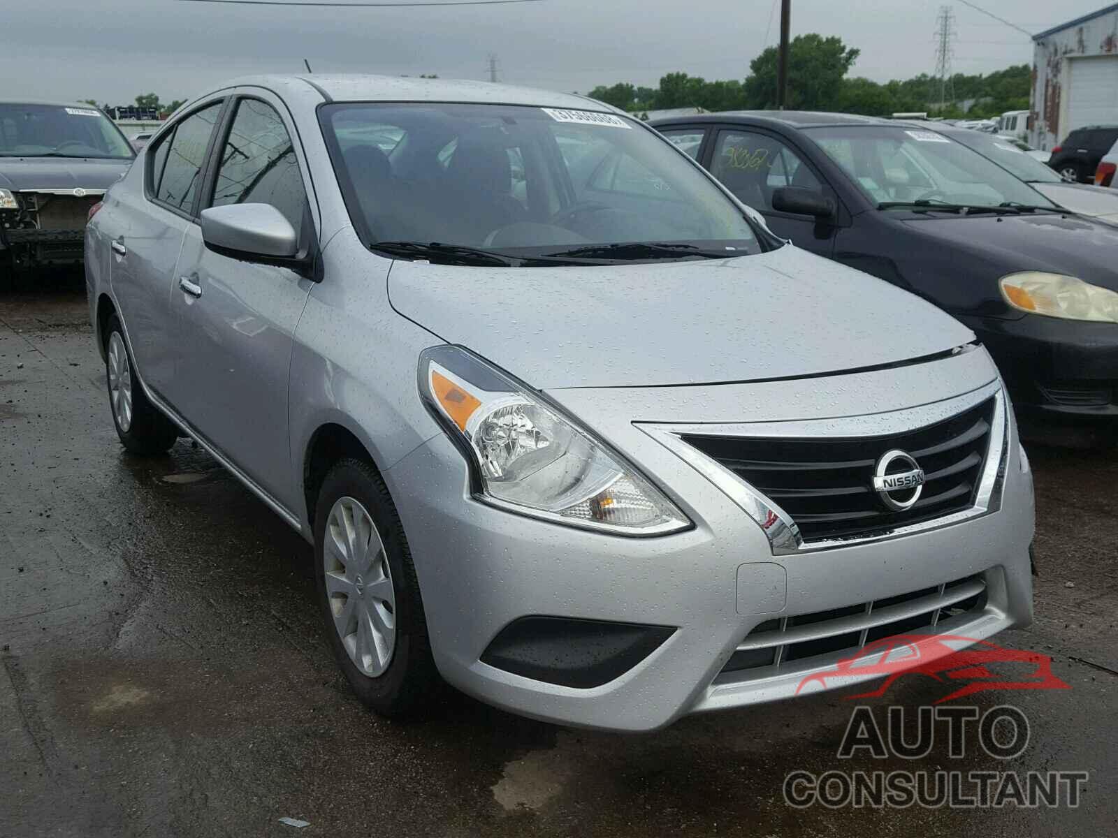 NISSAN VERSA 2017 - 3N1CN7AP4HL856938